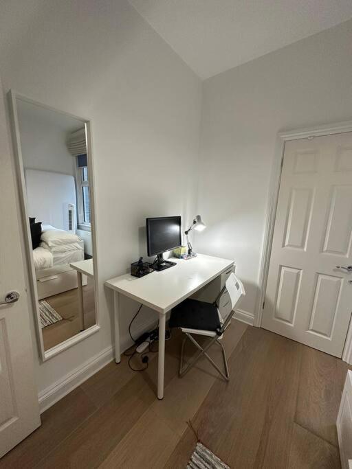 Lovely 2 Bedroom Ground Floor Flat With Garden. 伦敦 外观 照片