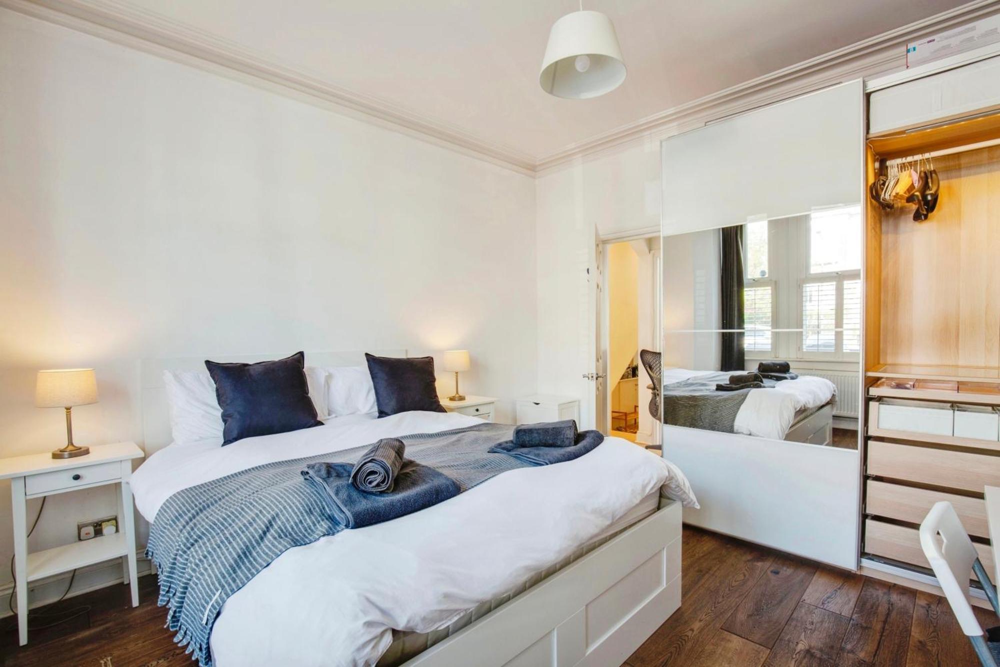 Lovely 2 Bedroom Ground Floor Flat With Garden. 伦敦 外观 照片